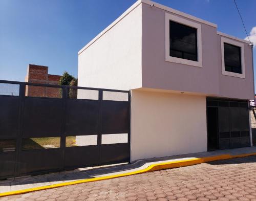 Tlaxcala House | Casa Miraflores