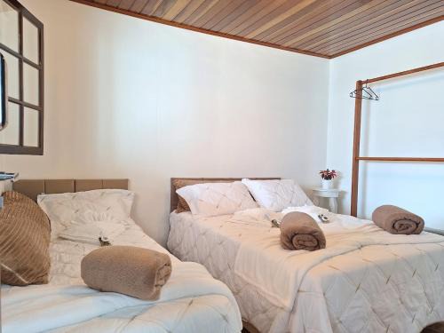 Jardim Nova Suica House | Casa Moderna - 2 Suítes próxima ao Portal