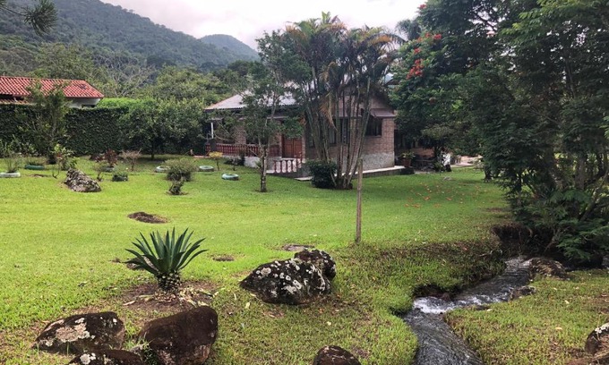 Itatiaia House | Casa no Sítio Solar di Stella