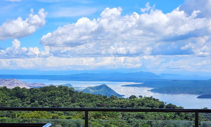 Tagaytay Hotel | Casa Noah