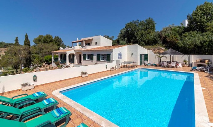 Poco Partido Villa | Casa Ouricos Large Pool BBQ Walk to beach