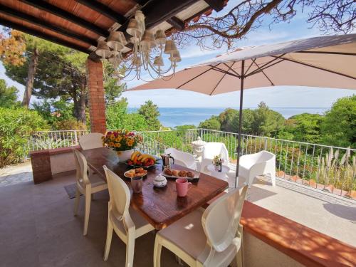 Sant' Andrea House | casa panoramica bouganville