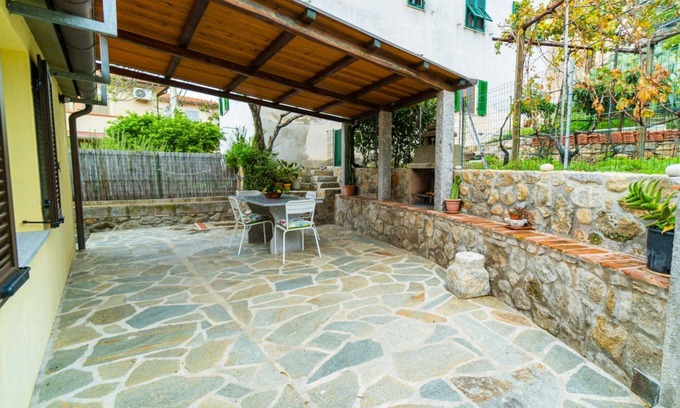Pomonte Apartment | Casa Pepe in Pomonte large outdoor spaces and parking a few steps from the beach
