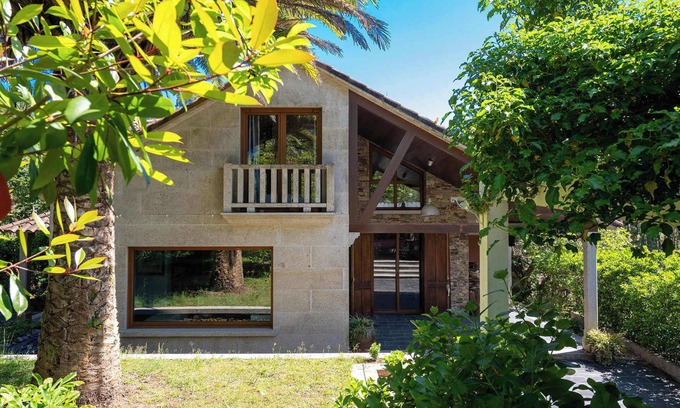 Portonovo Villa | Casa playa Canelas (211), close to the beach & near Sanxenxo