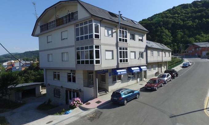 Becerrea House | Casa Poy