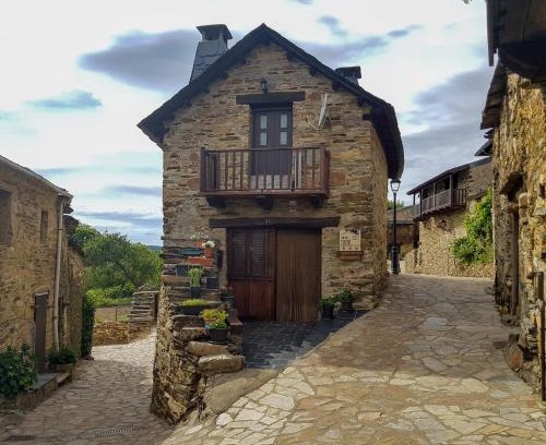 Santa Cruz de los Cuerragos House | Casa rural Rosita
