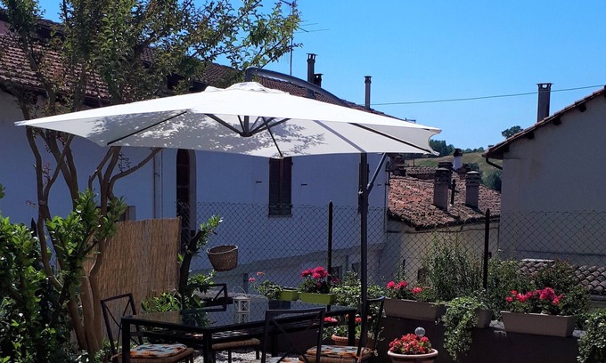 Castelnuovo Belbo House | Casa Renata