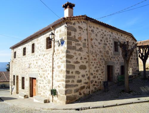 San Bartolome de Pinares Apartment | Casa Rural El Molino II