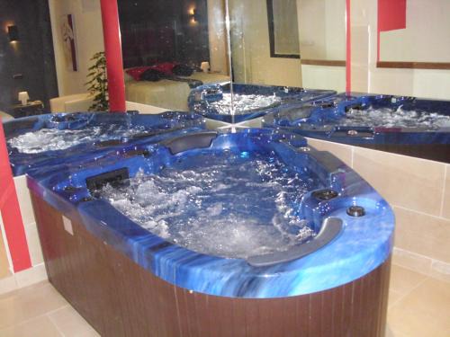 Cabanas de Polendos House | Casa Rural con Jacuzzi La Dulce