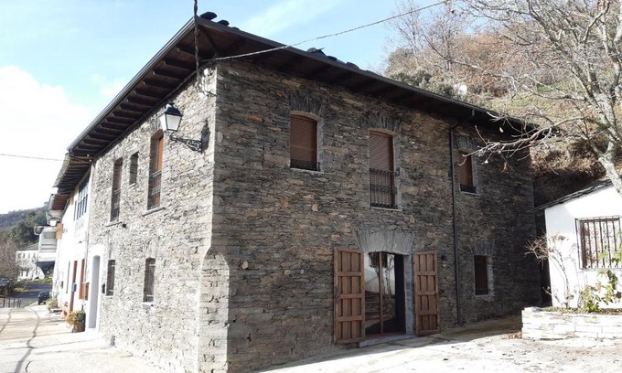 Susane del Sil House | Casa Rural Estrella del Sil