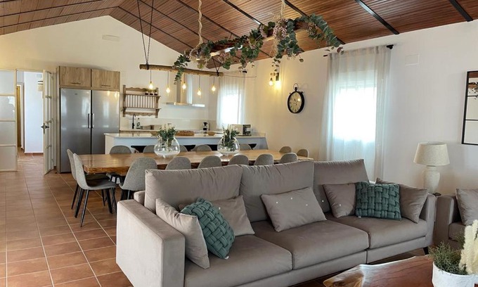 Ecija House | Casa rural La Alcaparra