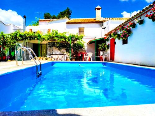 Campo-Nubes House | Casa Rural Patio Andaluz