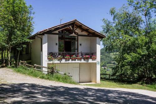Valcarlos House | CASA RURAL TOKI ONA