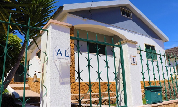 Barril de Baixo House | Casa Saloia Ericeira - close to the beach