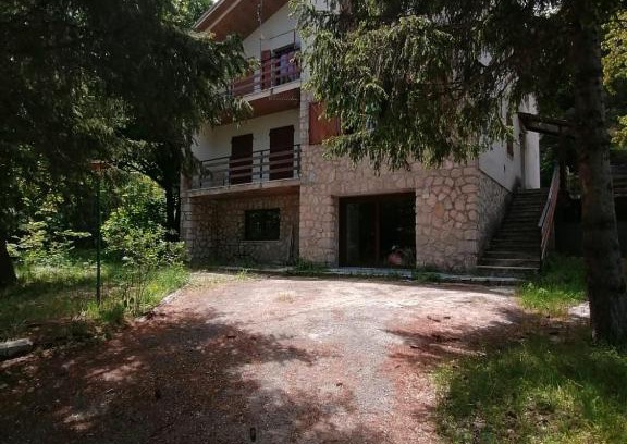 Rocca di Cambio Apartment | Casa singola in villa