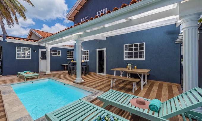 Washington House | Casa Sol Stylish 4 BR Villa with Private Pool