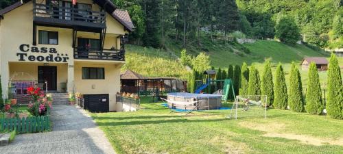 Rucar Villa | Casa Teodor Rucăr Casă de oaspeți