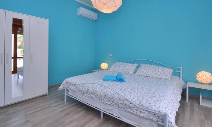Capaccio Scalo Apartment | Casa Venere - Three Bedroom Apartment, Sleeps 7