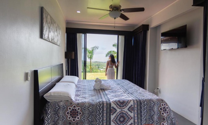 Quesada House | Casa Vista Verde