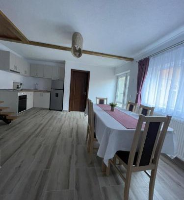 Sugag House | Casa Zorilor