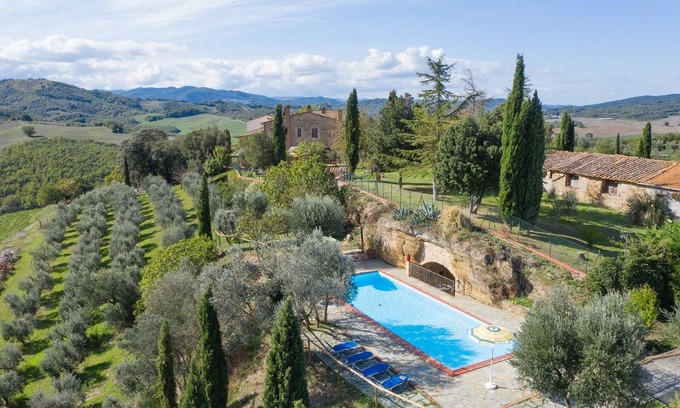 Casole d'Elsa Villa | Casale del Bosco In Casole d'elsa, Tuscany