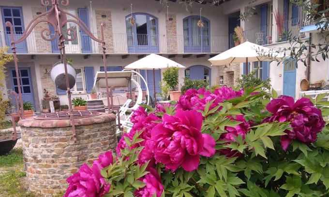 Alba House | Cascina Giardini