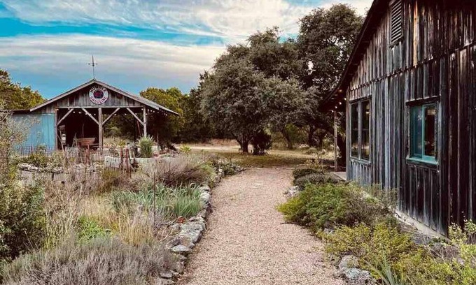 Wimberley Villa | Casinada: Mini-Ranch in Wimberley