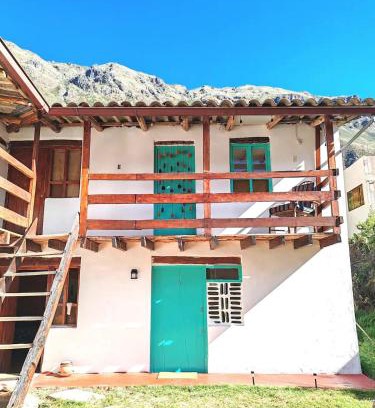 Ollantaytambo House | Casita en Ollantaytambo con vista a las montañas