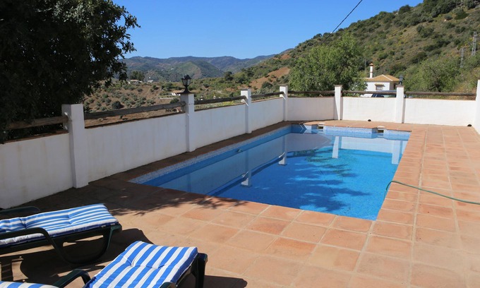 Colmenar Cottage | Casita Escondida (Hidden Cottage) A private hidden gem with fantastic views.