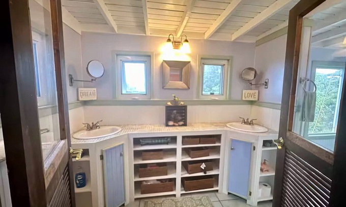 St. Thomas Cabin | Casita Orquidea Vanda Suite