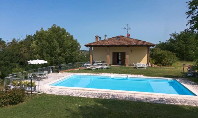 Castello di Serravalle Apartment | CASOLARA: ospitalità su misura