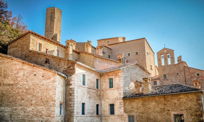 Sellano Hotel | Castello di Postignano Relais