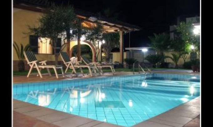 Villaggio Coppola Villa | Castelvolturno: Casa Vacanza Villamaria