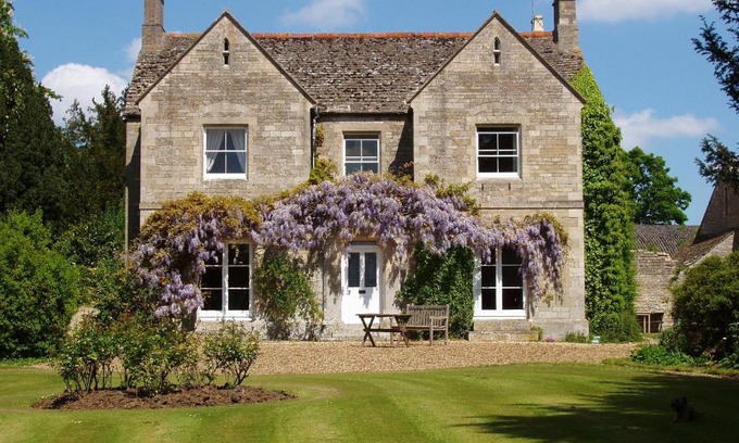 Fotheringhay House | Castle Farm Guest House