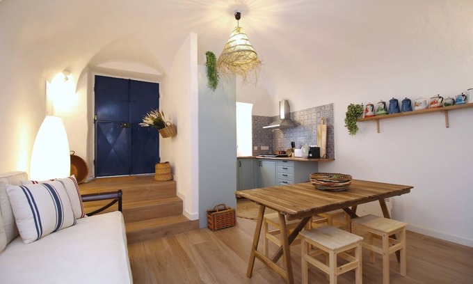 Arraiolos House | Castle Terrace (pets allowed)