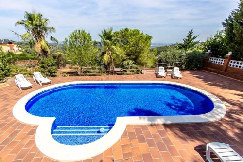 Santa Maria de l'Avall Villa | Catalunya Casas Elegant Mountain Villa just 30km to Barcelona