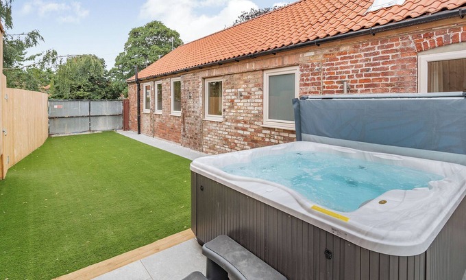 Driffield Cottage | Cattle Crush Cottage - UK35988