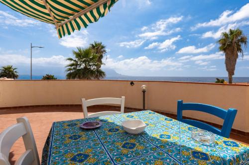 Isola delle Femmine House | Cavalluccio Marino Holiday