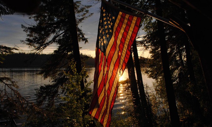 Coolin House | Cavanaugh Bay Priest Lake Beachfront w Dock, East Shore Family Get Away