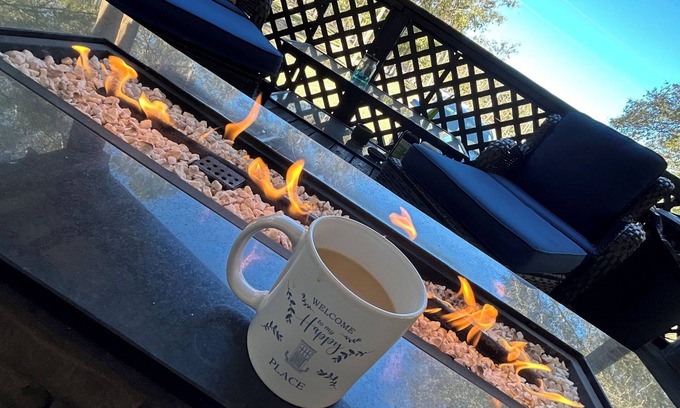 Mcalpin House | Cave Divers Spring Escape, Sleeps 8+, Relaxing Patio, Fire Pit, Spacious Kitchen