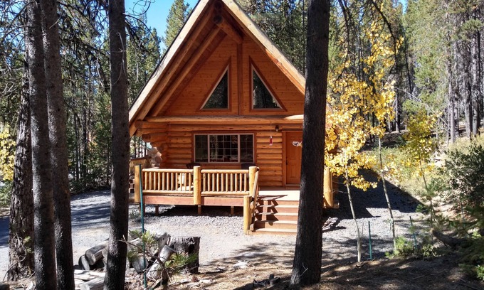 Crescent Cabin | Caz's cozy cabin in the Cascades