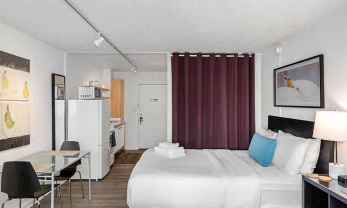 Brookwood Apartment | (CCH) Great Location, Peaceful Studio Near Peachtree Street