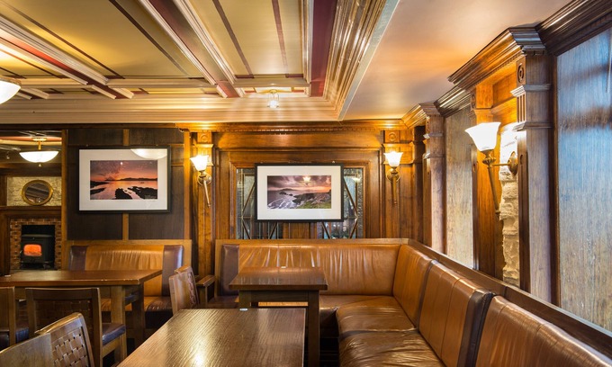 Ballyferriter Hotel | Ceann Sibeal Hotel
