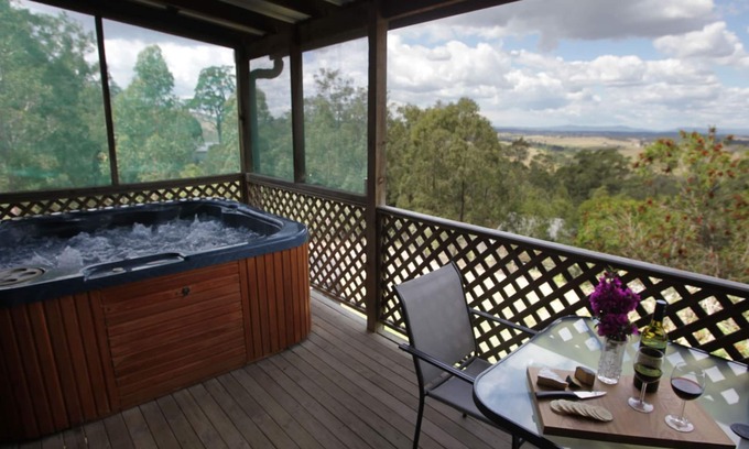 Rosebrook Cabin | Cedar Cottage - Amazing views, private jacuzzi