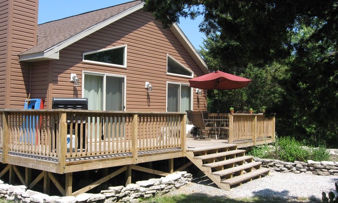 Kelleys Island Cottage | Cedar Cottage - Kelleys Island (Lake Erie) Vacation Retreat