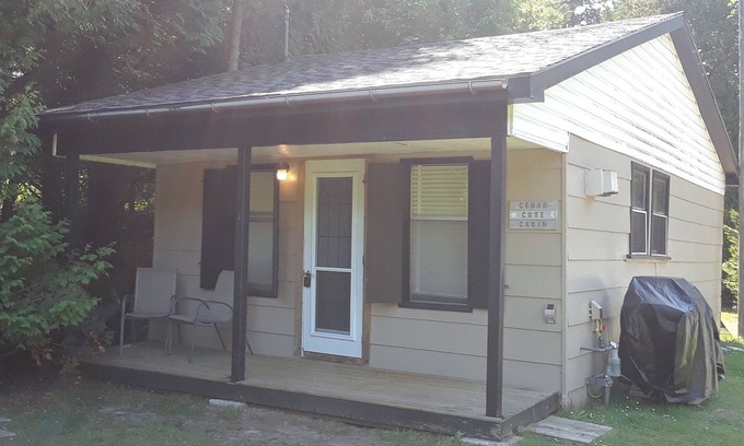 Sauble Beach Cottage | Cedar Cove Cabin Steps to Sauble Beach