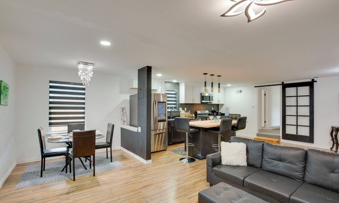 Cedar Hill House | Cedar Hill Home w/Fenced Patio, Grill & Foosball!