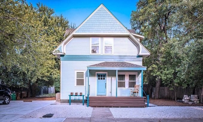 North University House | Cedar Street - Hyde Park