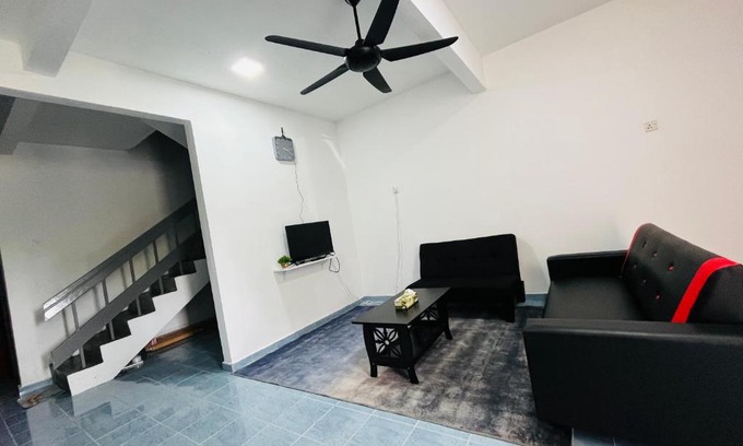 Kawasan Perindustrian Chendering House | Cendana Residence Homestay 2 Chendering Kuala Terengganu