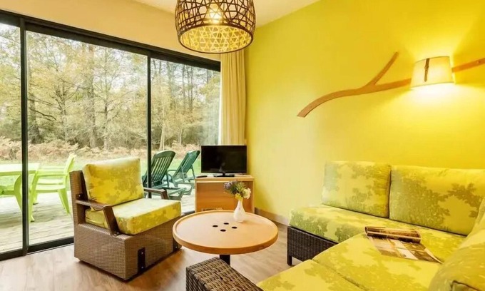 Curcay-sur-Dive House | Center Parcs - Domaine Le Bois aux Daims - 3 Room Cottage 4 People Comfort